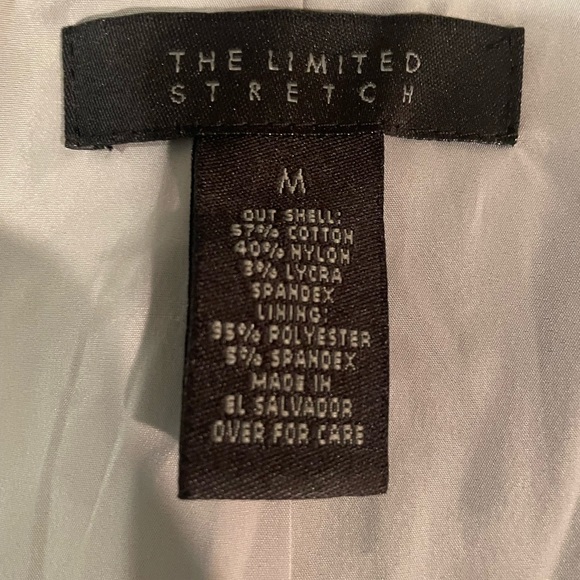 🤍shirt-style black vest from the Limited🤍 - Picture 7 of 7